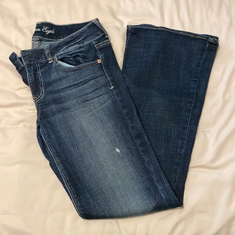 American eagle jeans!